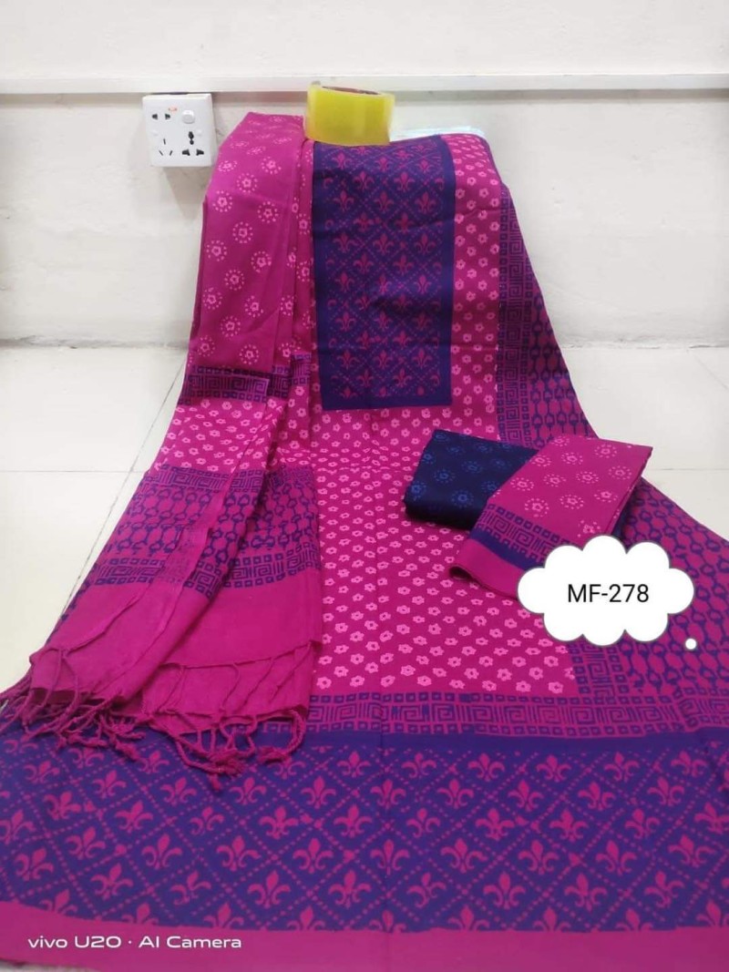 আকর্ষণীয় ডিজাইনে আনস্টিচড কটন থ্রি পিস