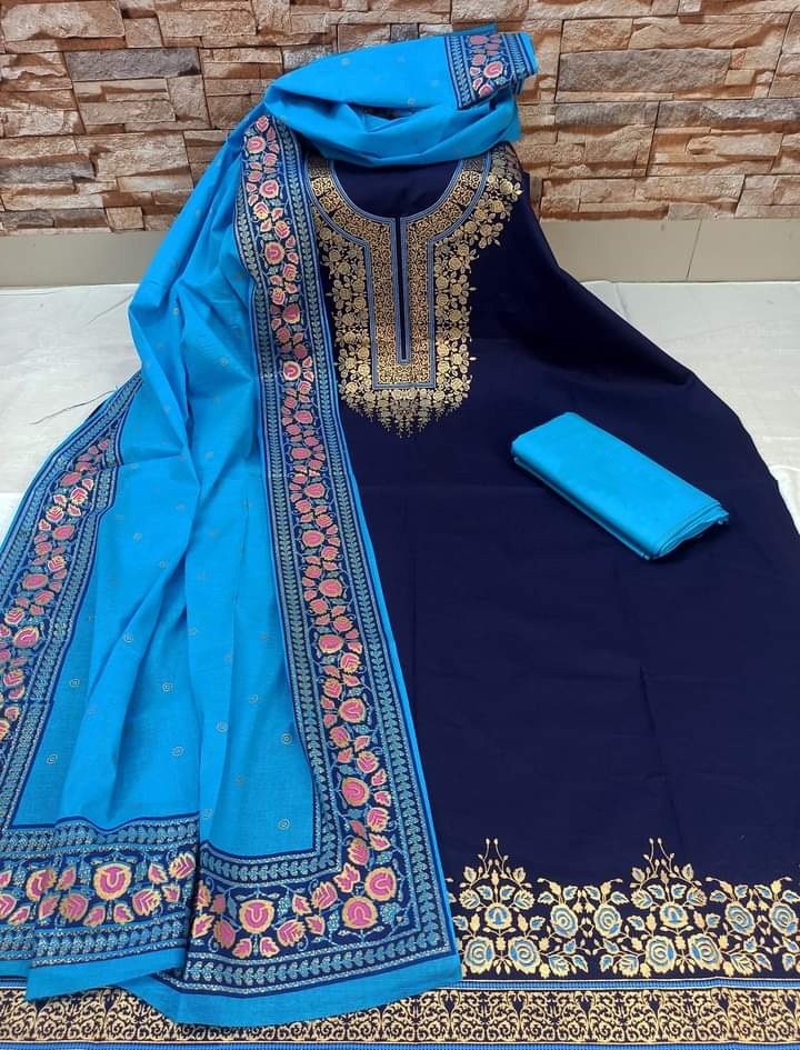 আকর্ষণীয় ডিজাইনে কটন থ্রি পিস